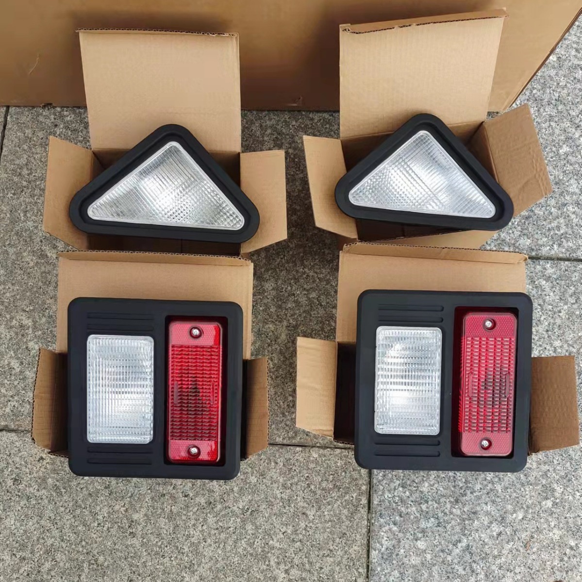 Bobcat S160 S185 S300 Skid Steer Loader Lights Headlight 6718043 6718042
